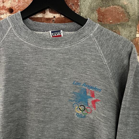 VTG '84 L.A. Olympics LEVI'S MADE IN USA Crewneck Sweatshirt L 22x25 - Picture 1 of 7
